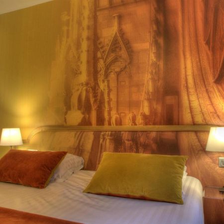 Hotel Cathedrale Страсбург Номер фото