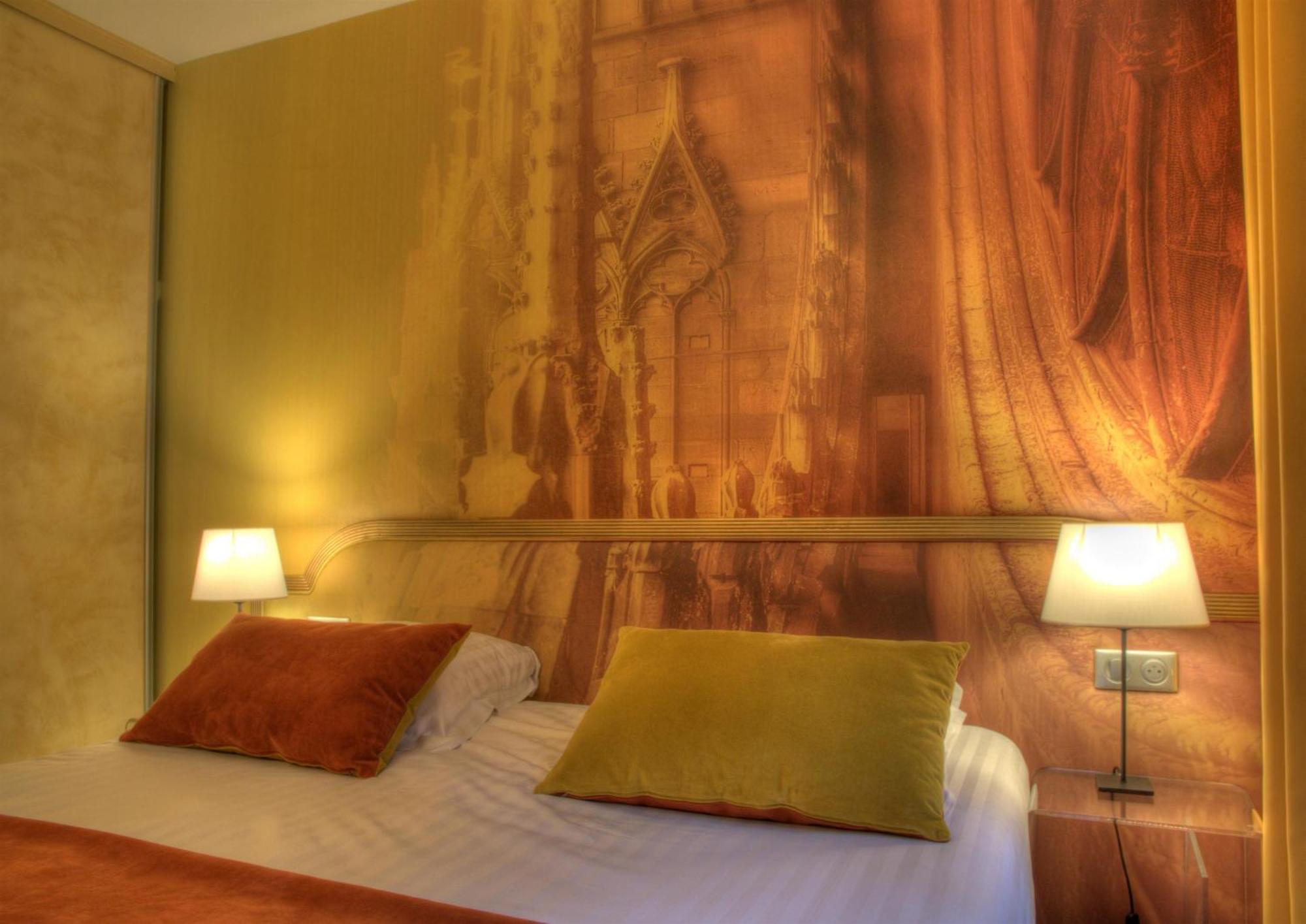 Hotel Cathedrale Страсбург Номер фото