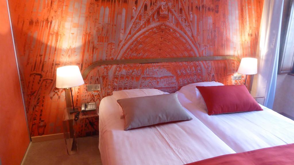 Hotel Cathedrale Страсбург Екстер'єр фото