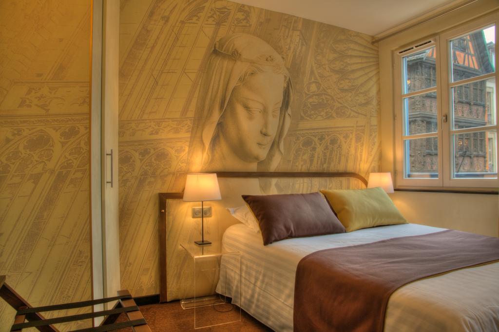 Hotel Cathedrale Страсбург Екстер'єр фото