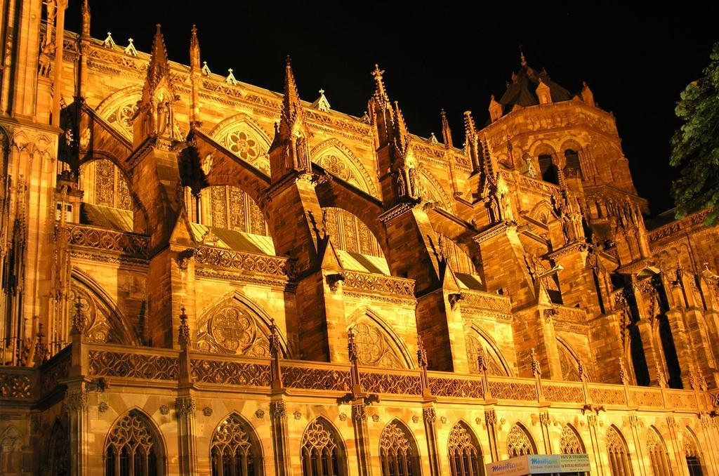 Hotel Cathedrale Страсбург Екстер'єр фото